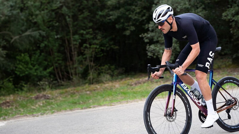 Pirelli cycling tyres – Cinturato EVO TLR on the road