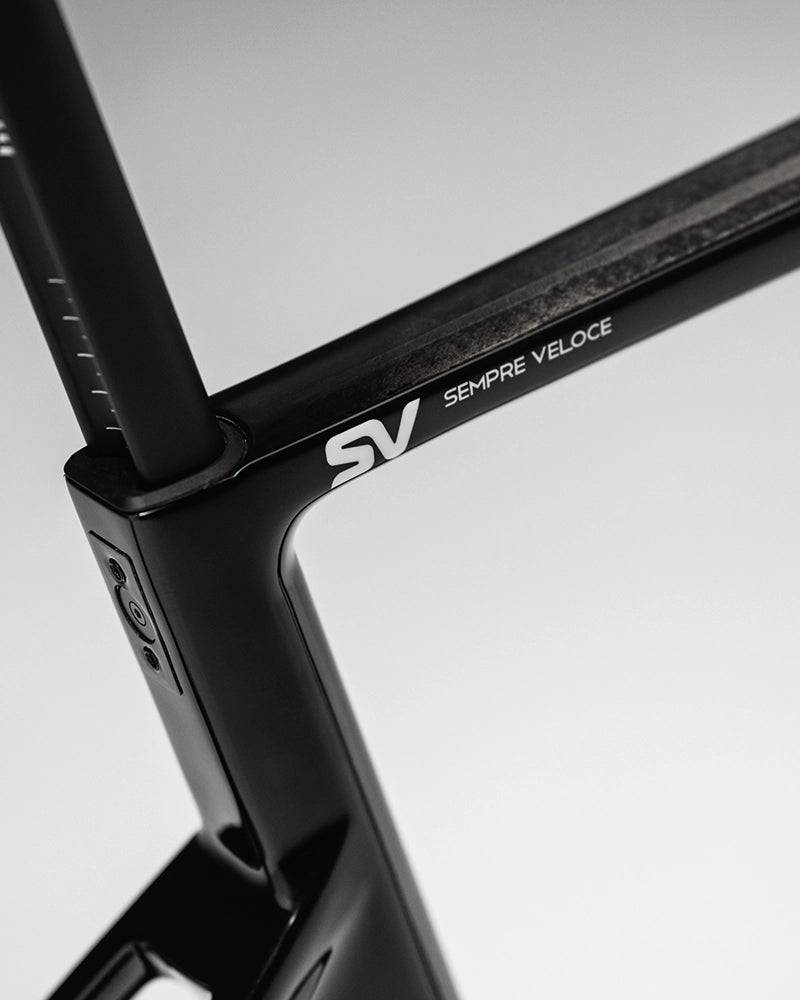 Basso SV road bike in Pure Black colorway
