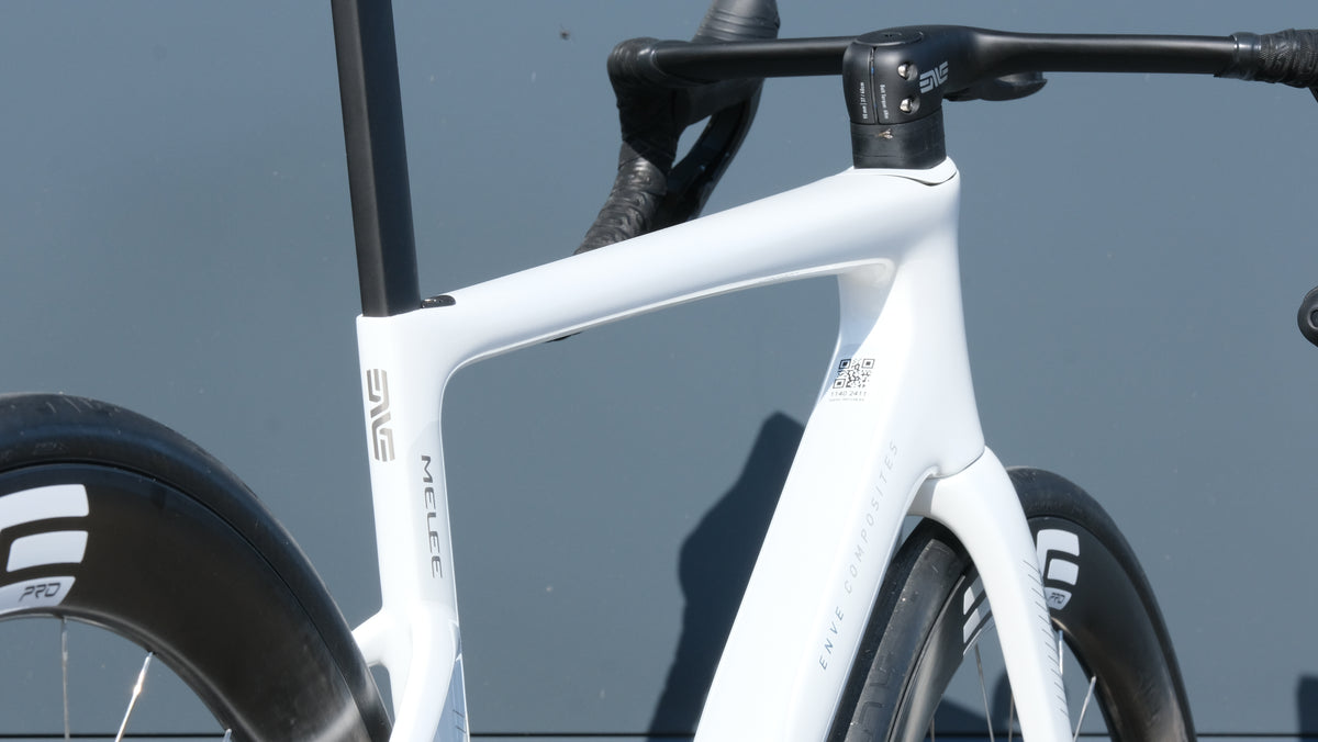 ENVE Melee V2 – White Lightning
