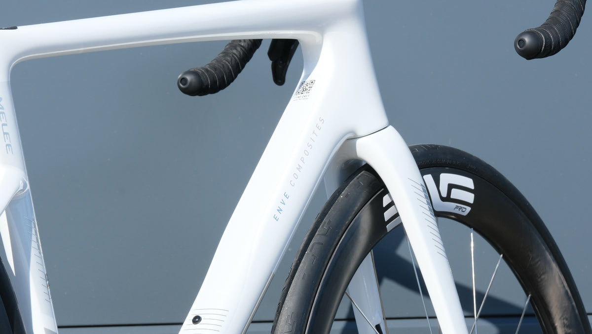 ENVE Melee V2 – White Lightning