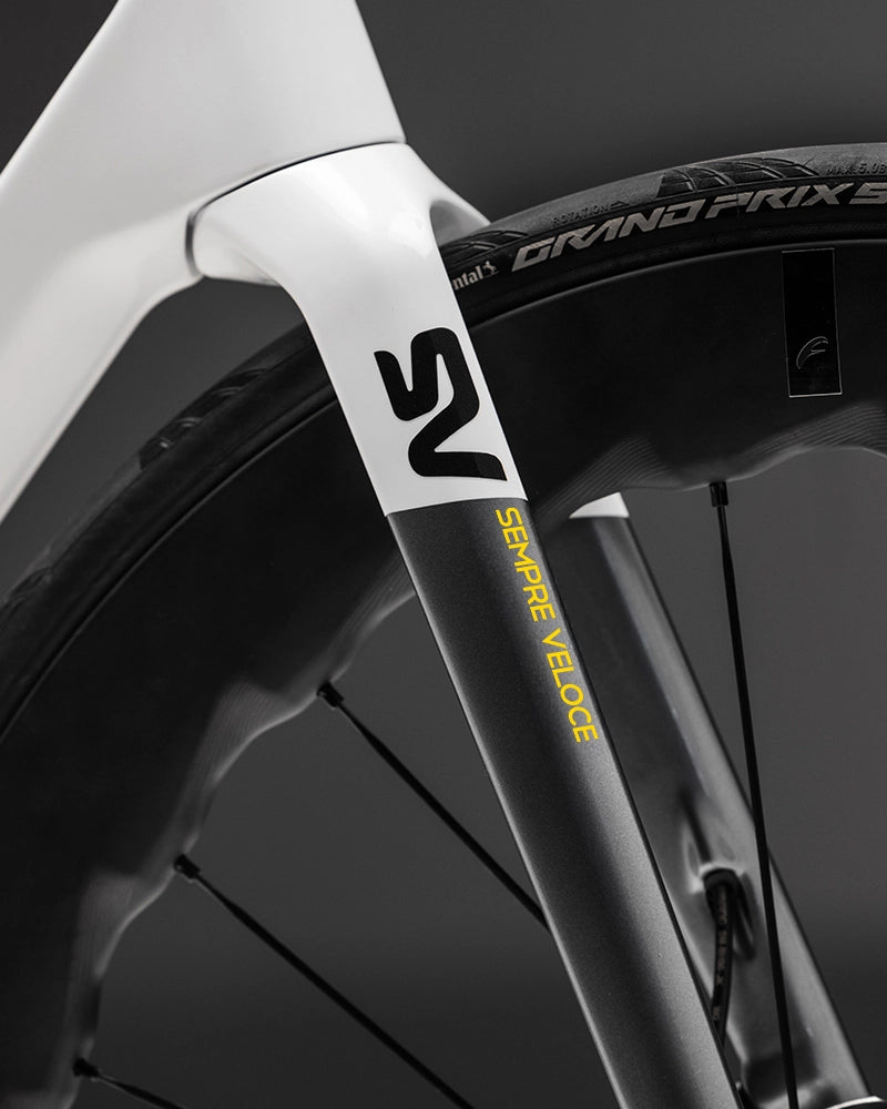 Basso SV road bike in Élan White colorway