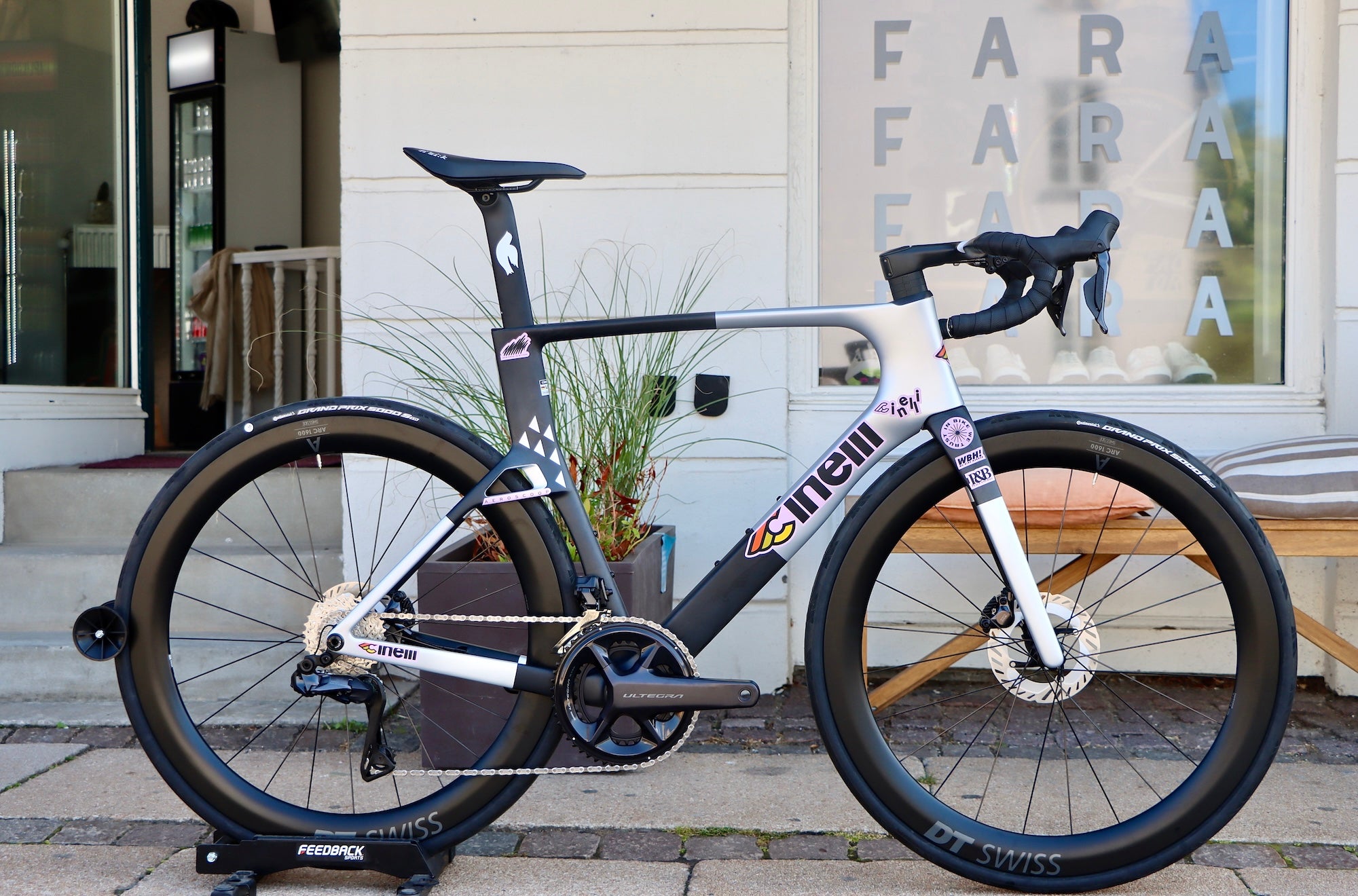 Cinelli AeroScoop - Shimano Ultegra Di2 (Team Edition 26) - L/54