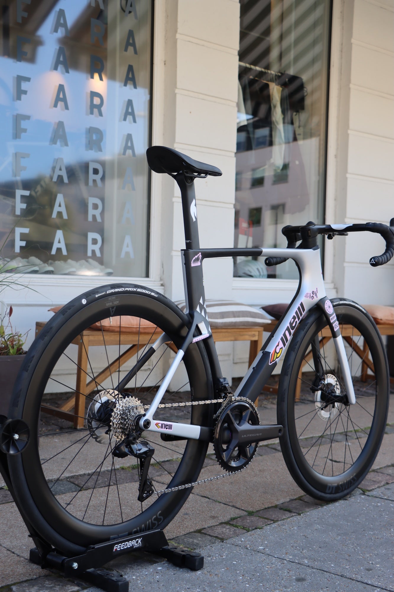 Cinelli AeroScoop - Shimano Ultegra Di2 (Team Edition 26) - L/54