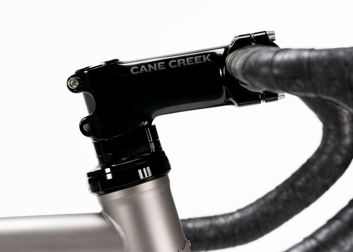 Internal brake routing with Cane Creek stem and headset