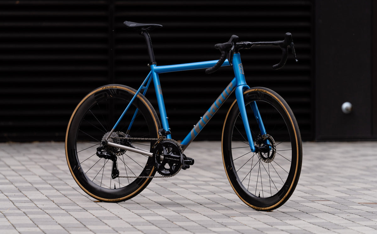 Mosaic RT-1 iTR titanium road bike