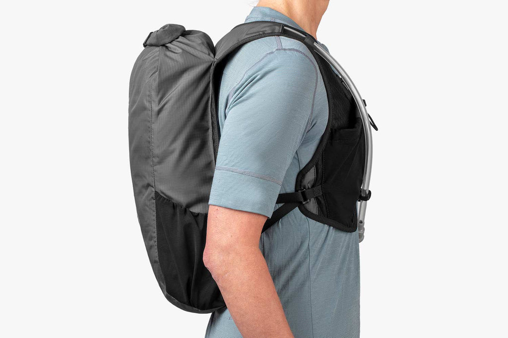 Apidura Backcountry Hydration Backpack (S/M 14.L & L/XL 14,5 L)
