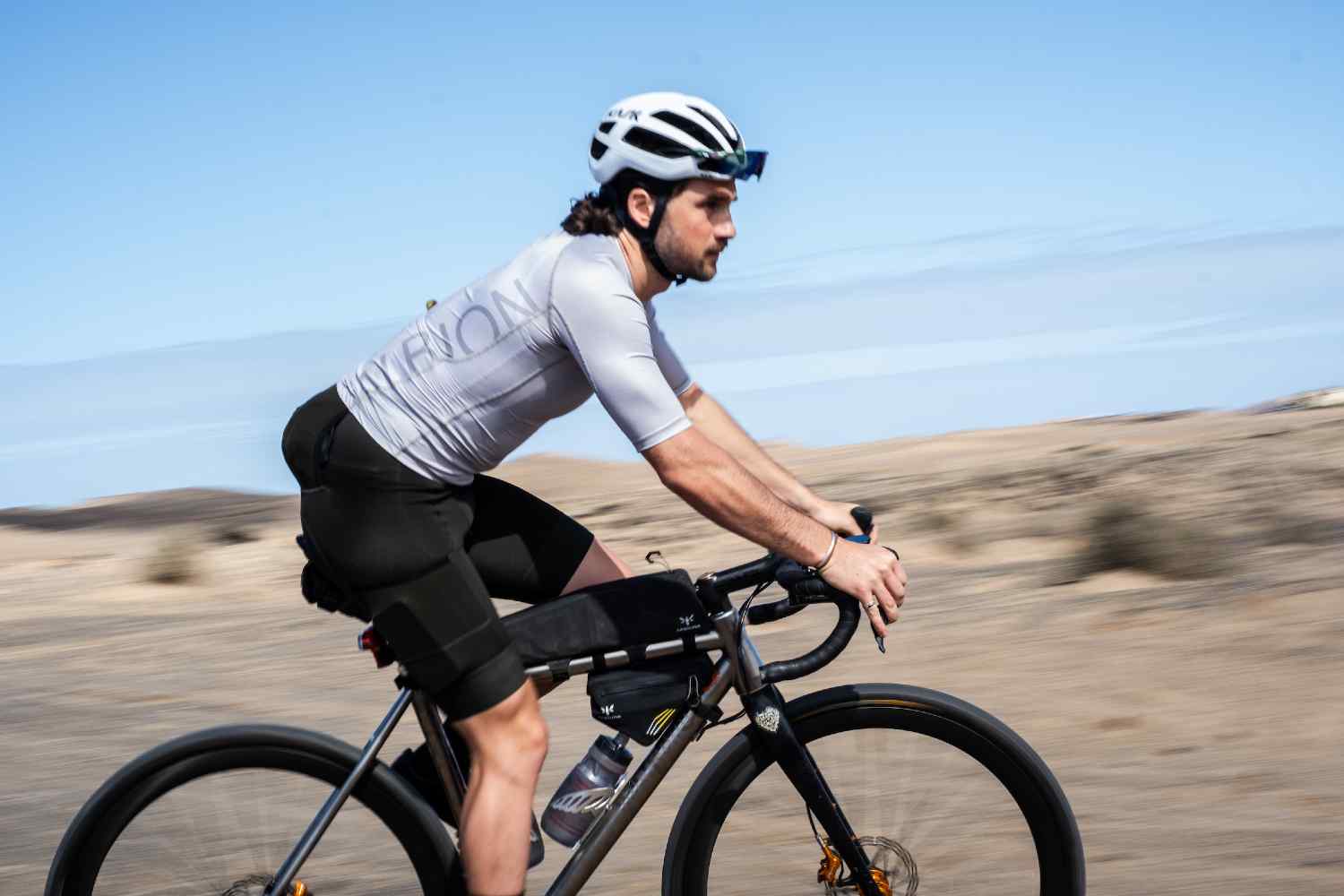 Apidura Long Top Tube Pack (2.L )